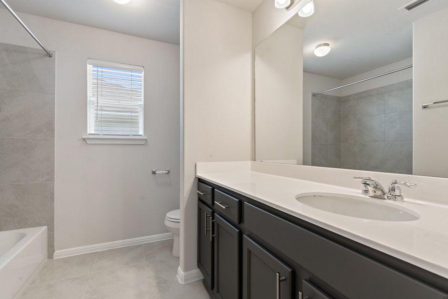 018_dsc01385_52353271338_o