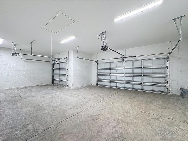 Spacious, unfurnished interior of a new home in , Orlando (Image 64).