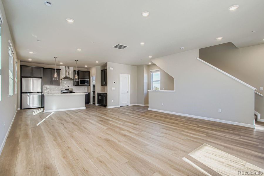 Spacious, unfurnished interior of a new home in Uplands, Westminster (Image 17).