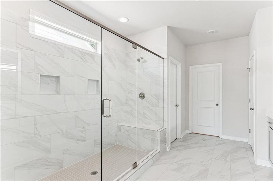 Spacious, unfurnished interior of a new home in , Flowery Branch (Image 43).