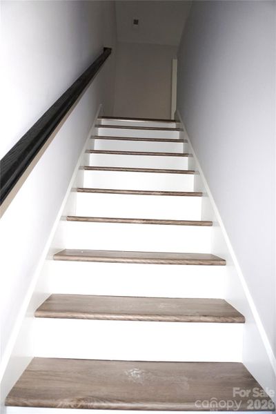 Image 34 of a home in .