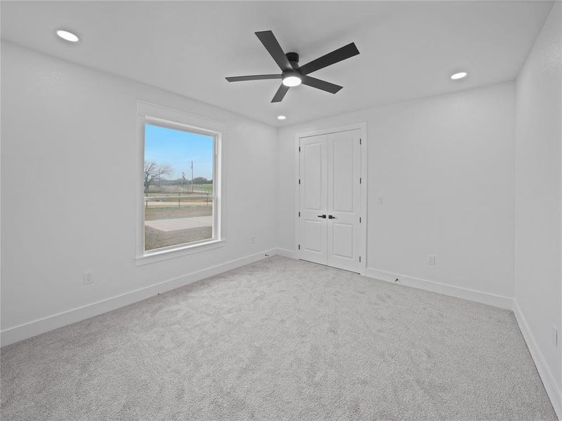 Spacious, unfurnished interior of a new home in , Weatherford (Image 22).