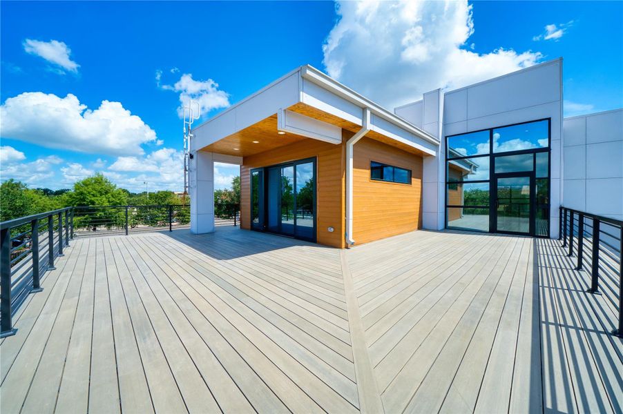 Exterior details and patio area of a home in , Houston (Image 3). Exterior details and patio area of a home in , Houston (Image 3).
