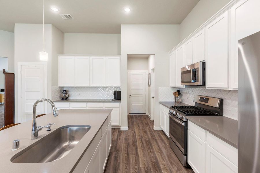 Furnished interior view inside a new home in Moran Ranch, Willis (Image 26). Furnished interior view inside a new home in Moran Ranch, Willis (Image 26).