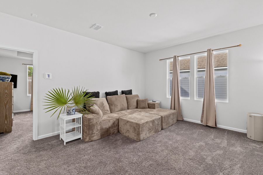Furnished interior view inside a new home in , Charleston (Image 19).