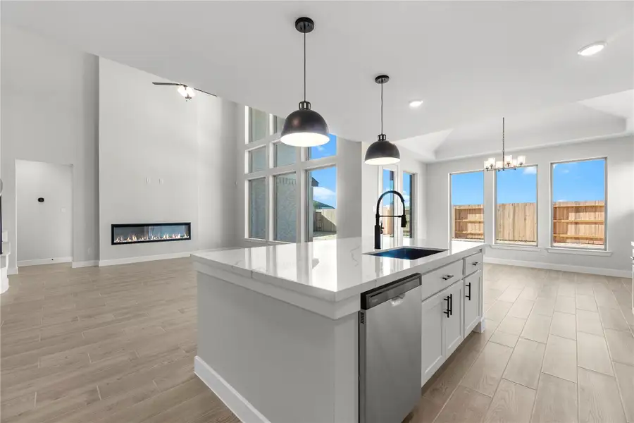 Representative image. Features, specifications, selections and colors may vary.