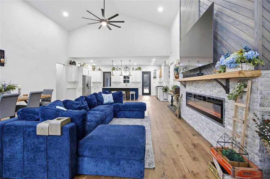 Furnished interior view inside a new home in , Belleview (Image 18). Furnished interior view inside a new home in , Belleview (Image 18).