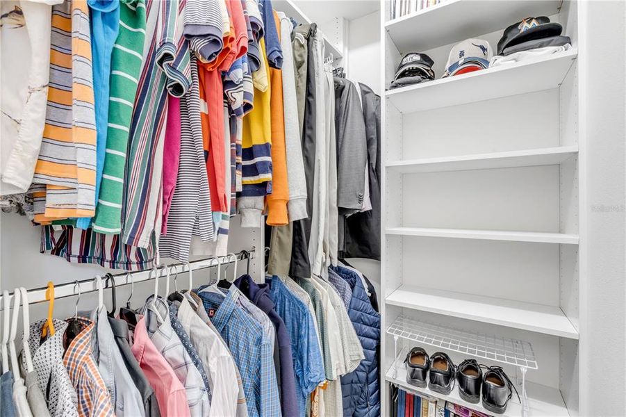 Close-up of interior finishes inside a home in , Mount Dora (Image 22). Close-up of interior finishes inside a home in , Mount Dora (Image 22).