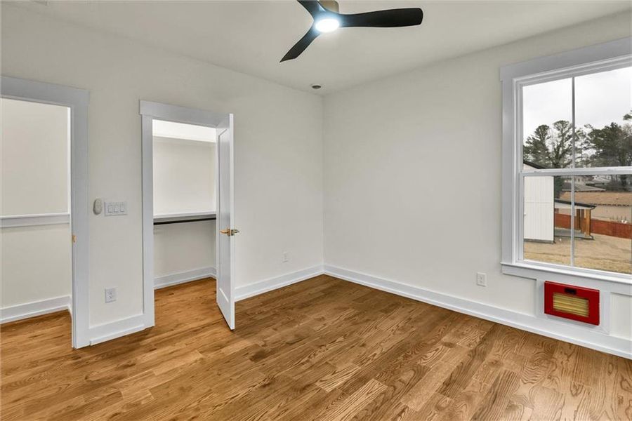 Spacious, unfurnished interior of a new home in , Atlanta (Image 25).