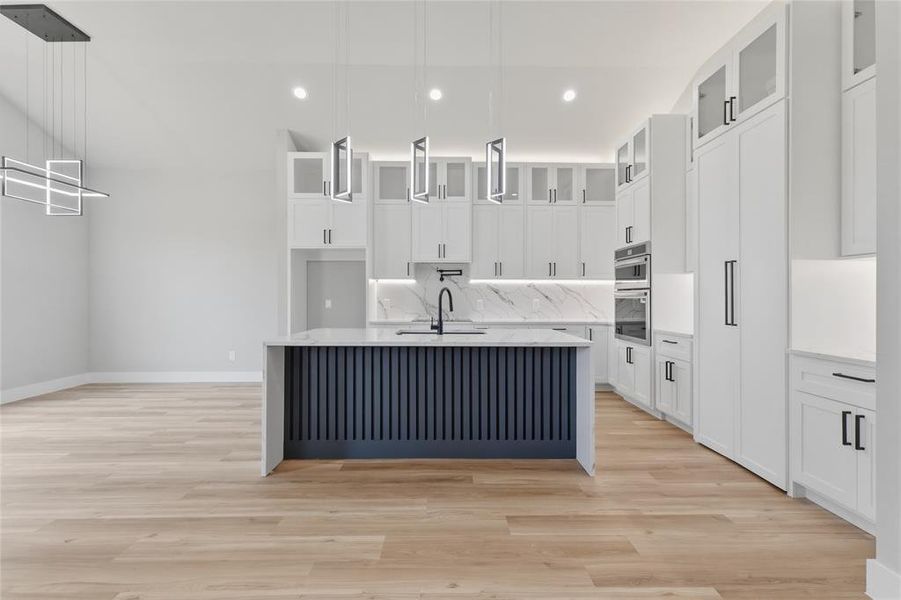 Furnished interior view inside a new home in , Dallas (Image 8).