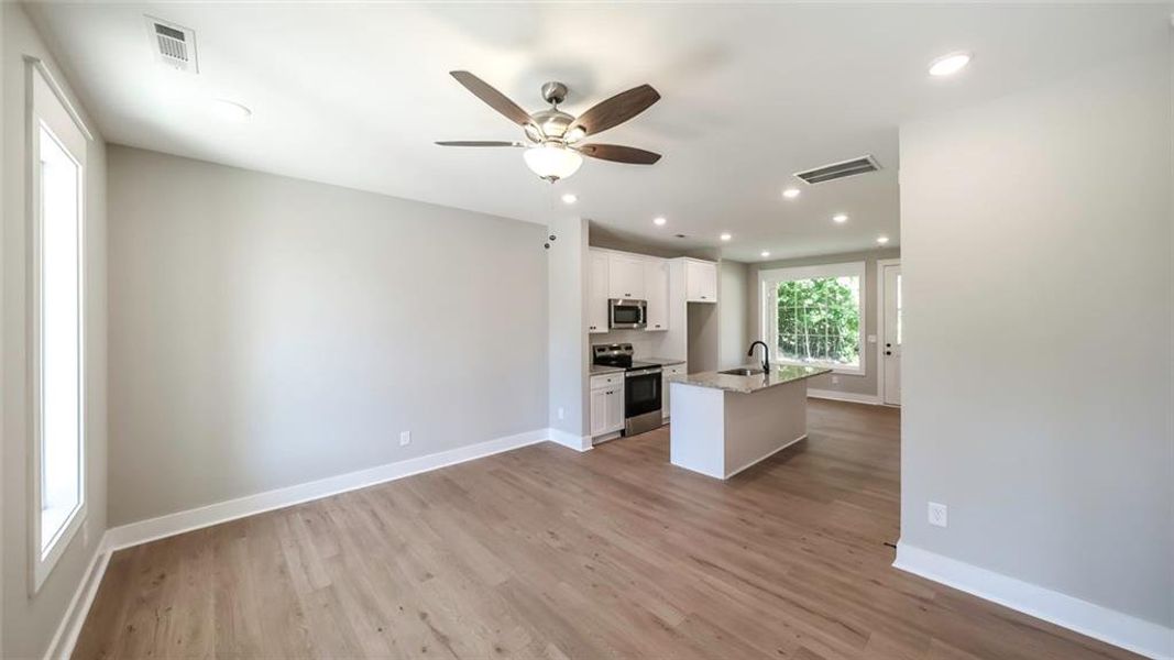 Spacious, unfurnished interior of a new home in , Carrollton (Image 22). Spacious, unfurnished interior of a new home in , Carrollton (Image 22).