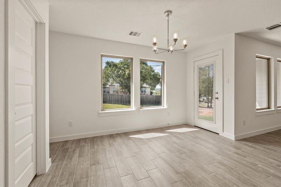 Spacious, unfurnished interior of a new home in Runaway Bay, Runaway Bay (Image 29).