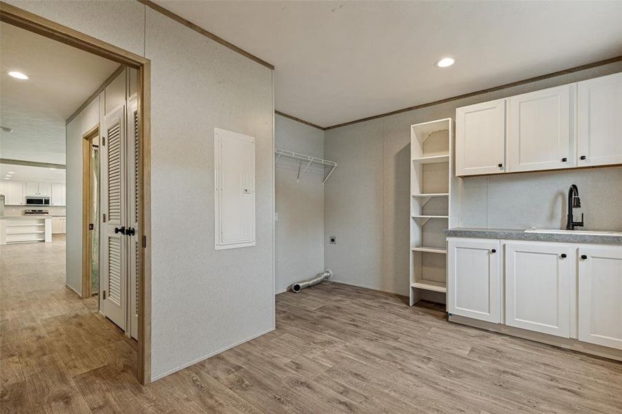 Furnished interior view inside a new home in , Anna (Image 11).