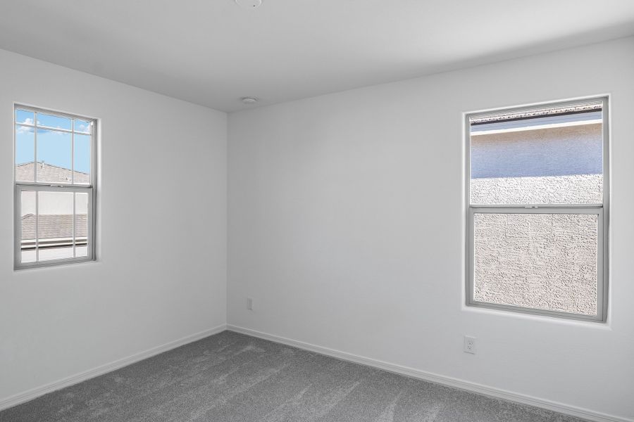 Spacious, unfurnished interior of a new home in Artisan at Asante Vista Collection, Surprise (Image 22).