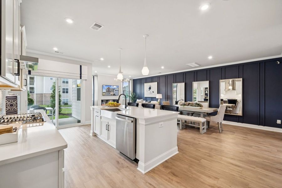 Gourmet Kitchen and Dining Area