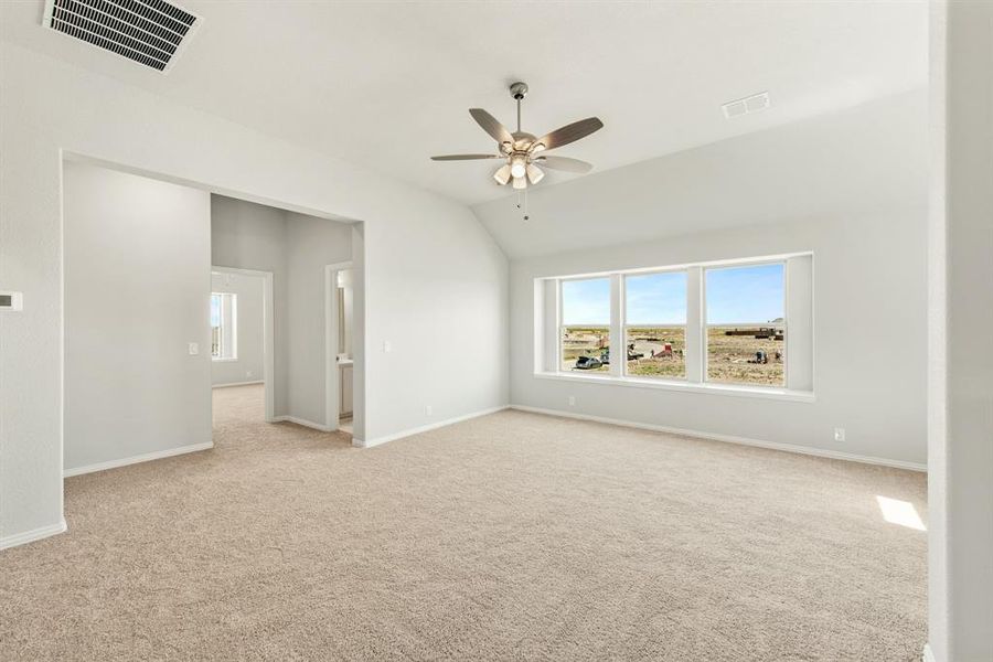 Spacious, unfurnished interior of a new home in Silo Mills Classic 70, Cleburne (Image 33).