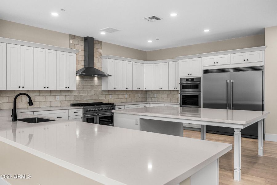 48” All Gas SS Range / Hood