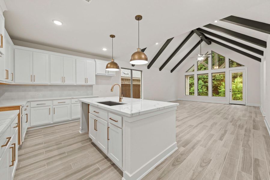 Representative image. Features, specifications, selections and colors may vary. Representative image. Features, specifications, selections and colors may vary.