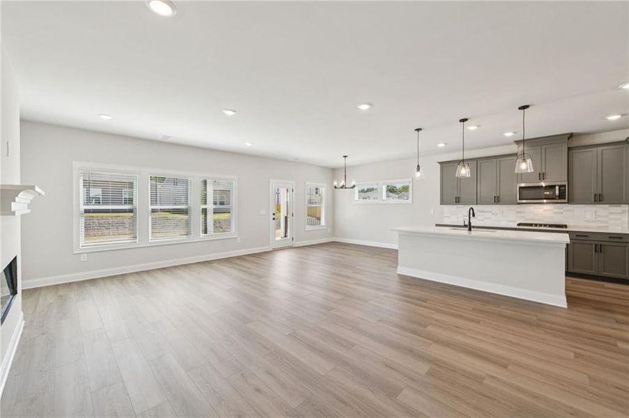 Spacious, unfurnished interior of a new home in Vines at Mill Creek - Estate Series, Braselton (Image 25).
