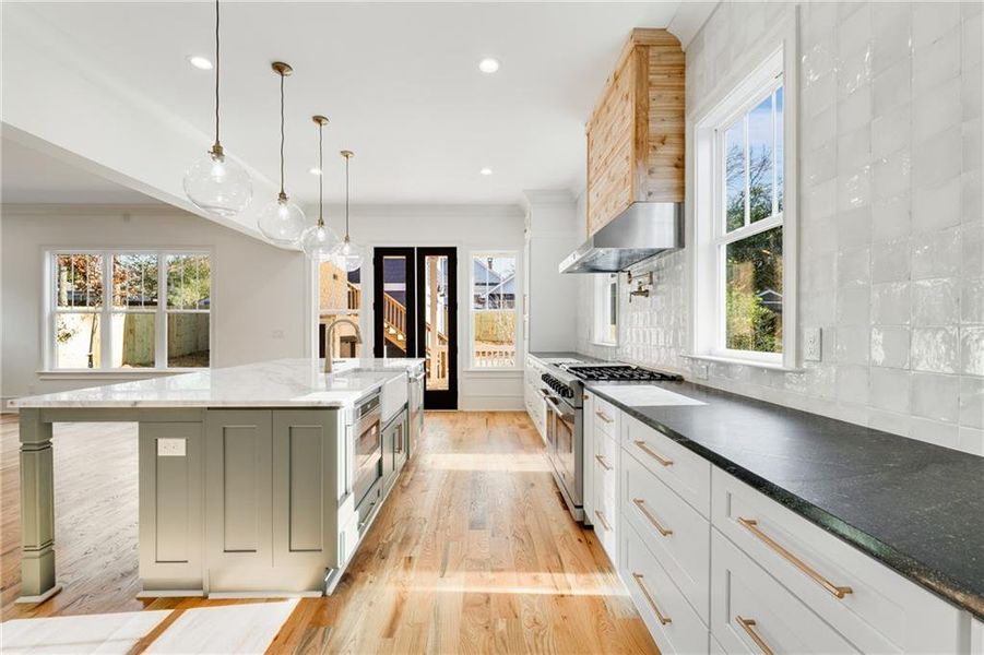 Furnished interior view inside a new home in , Atlanta (Image 11).