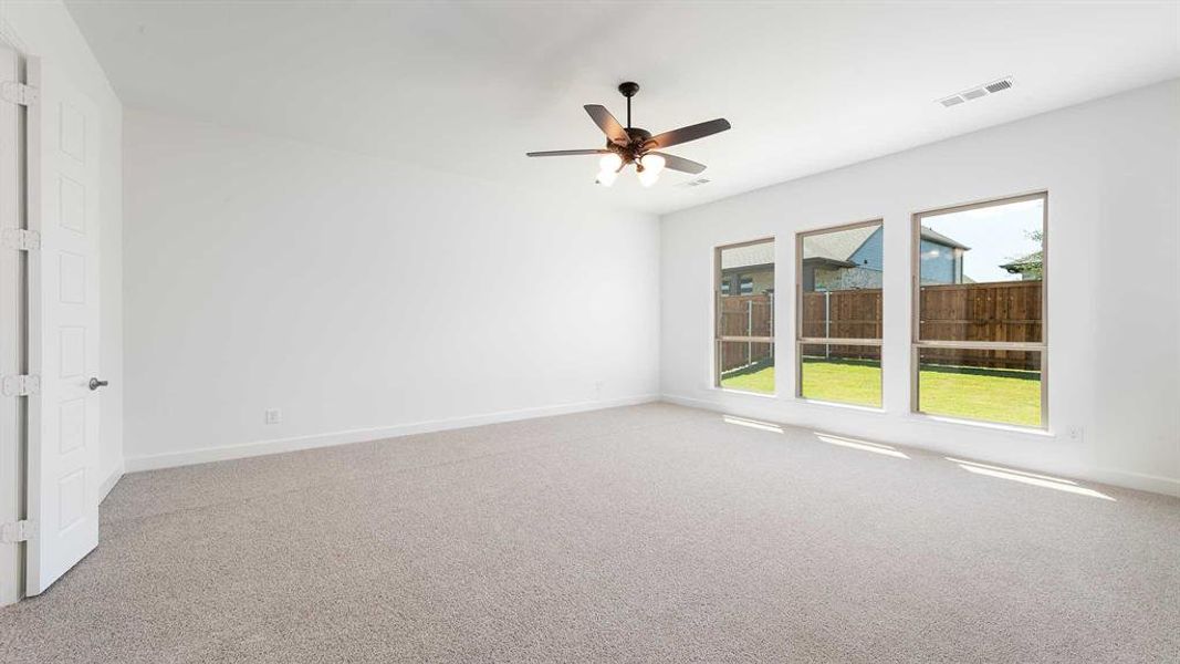 Spacious, unfurnished interior of a new home in Terraces 72', Rockwall (Image 13). Spacious, unfurnished interior of a new home in Terraces 72', Rockwall (Image 13).