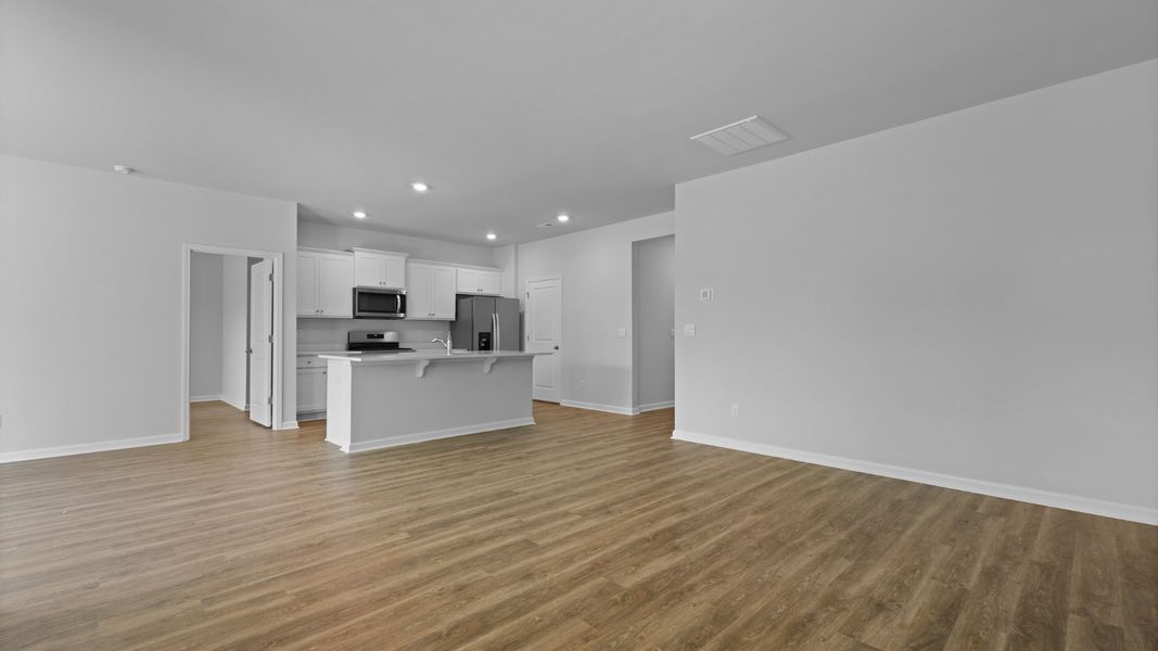 Image 27 representing the ARIA by D.R. Horton in Pineview North, Summerville, SC.