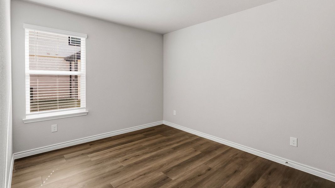 Secondary bedroom