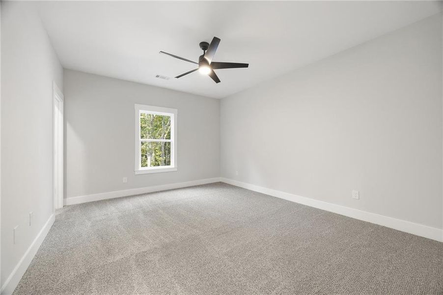 Spacious, unfurnished interior of a new home in , Jackson (Image 24).