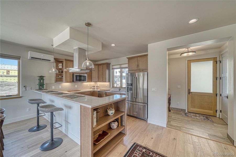 stone peninsula wseating