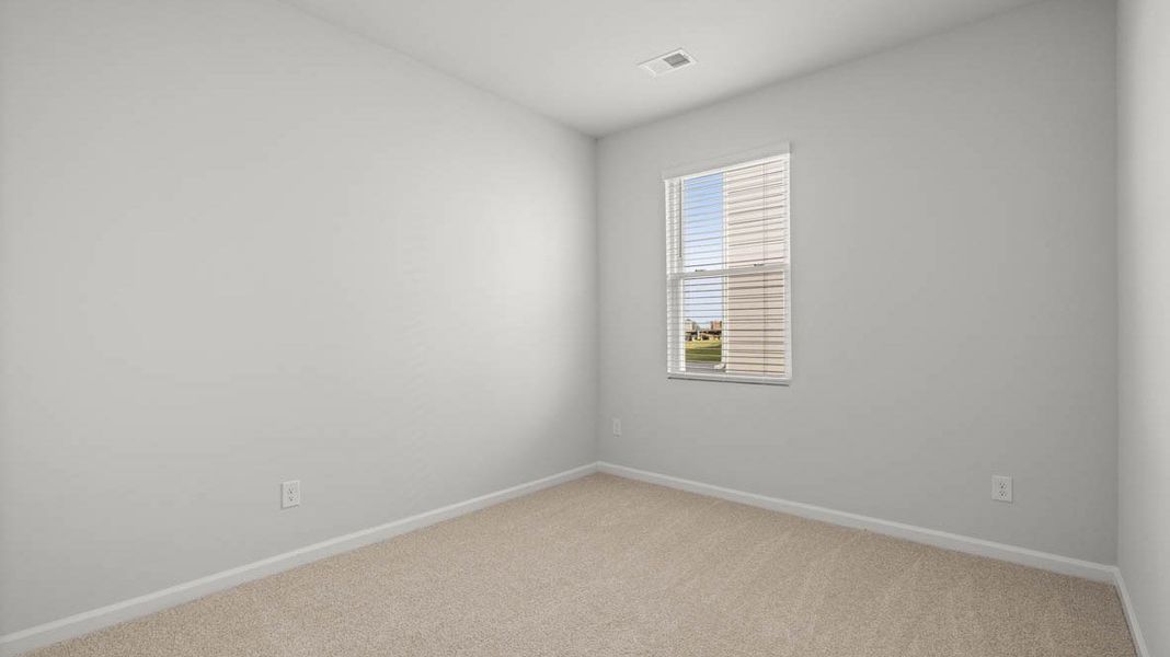 Spacious, unfurnished interior of a new home in The Abbey at Trolley Run Station, Aiken (Image 22).
