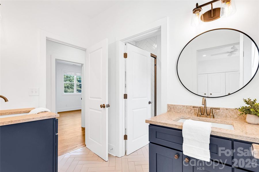 Jack and Jill Ensuite bathroom open to hallway