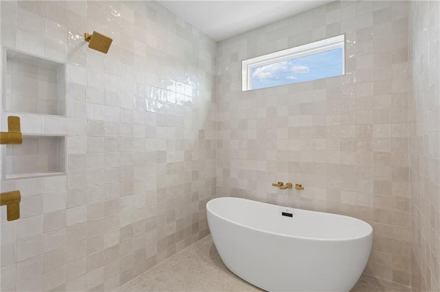 Image 42 of a home in .