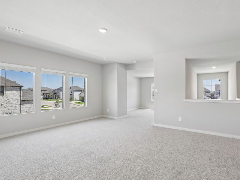 Spacious, unfurnished interior of a new home in Windmore, Princeton (Image 14).
