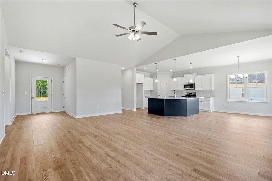20-313 Creeks Edge Dr-13