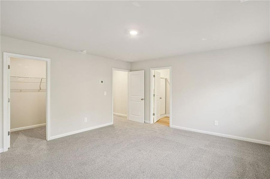 Spacious, unfurnished interior of a new home in , Conyers (Image 25).