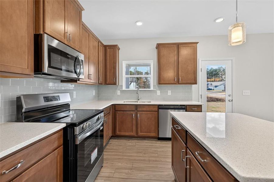 Furnished interior view inside a new home in Garrett Preserve, Douglasville (Image 5).