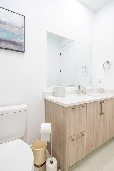 BATHROOM BATHROOM