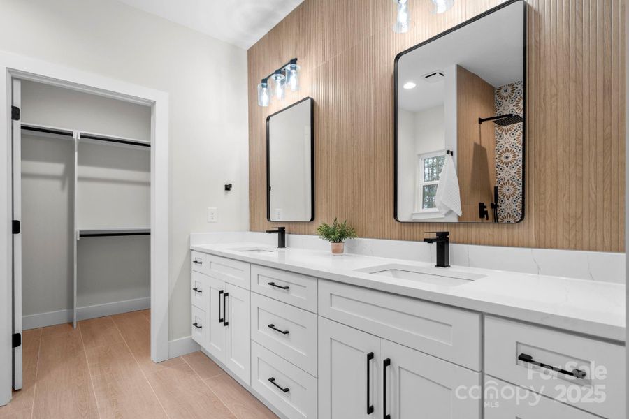 Furnished interior view inside a new home in , Lincolnton (Image 17).