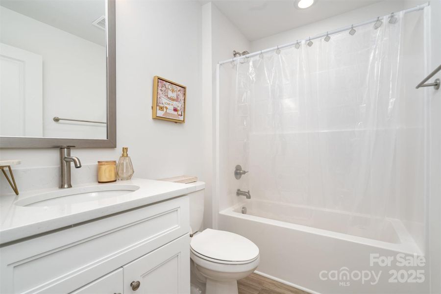 Bathroom 2 Bathroom 2