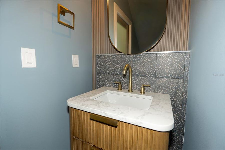 Close-up of interior finishes inside a home in , Tampa (Image 34).