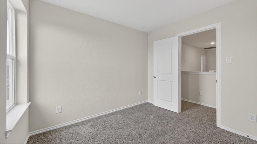 Spacious, unfurnished interior of a new home in Maplewood Meadows, Talty (Image 31).