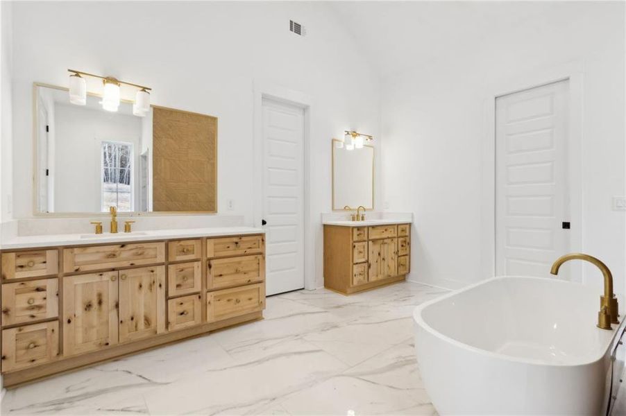 Furnished interior view inside a new home in , Dallas (Image 45). Furnished interior view inside a new home in , Dallas (Image 45).