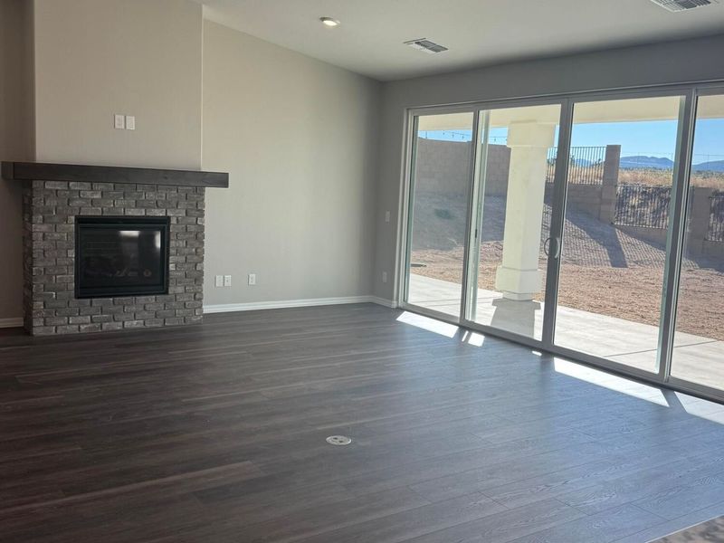 Spacious, unfurnished interior of a new home in Westwood, Prescott (Image 18).