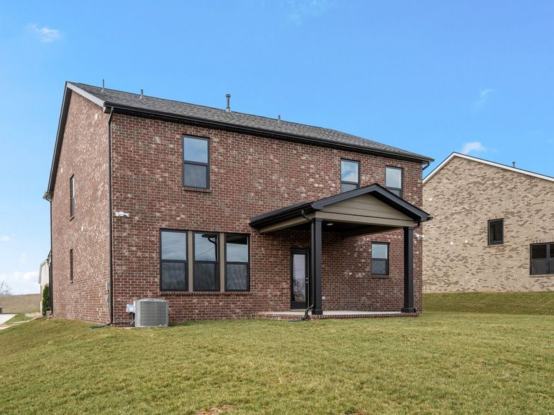 Exterior details and patio area of a home in Benders Cove, Mount Juliet (Image 29).