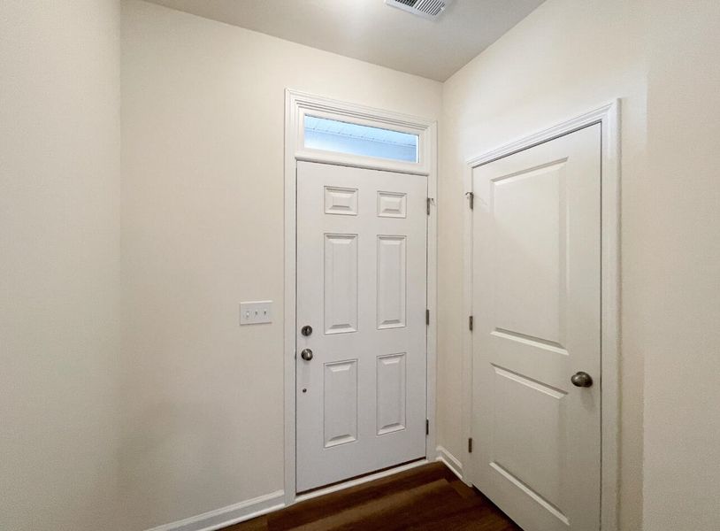 Image 22 of a home in Bellevue Townhomes.