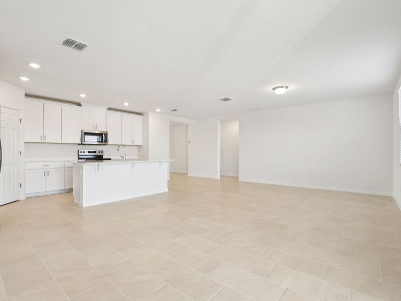 Spacious, unfurnished interior of a new home in The Meadow at Crossprairie, St. Cloud (Image 8). Spacious, unfurnished interior of a new home in The Meadow at Crossprairie, St. Cloud (Image 8).