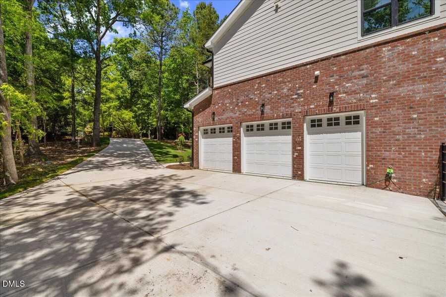 62-8011 Old Trail Dr