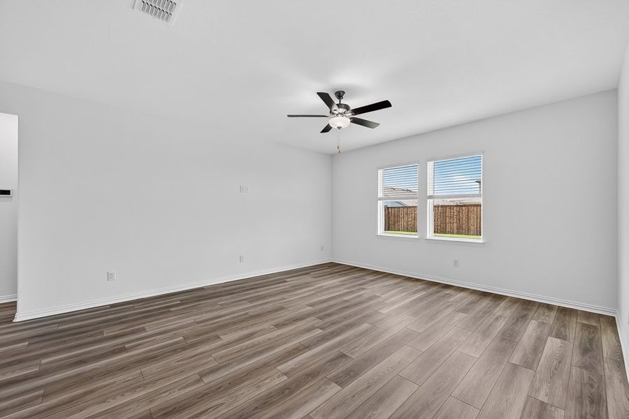 Spacious, unfurnished interior of a new home in River Ridge, Crandall (Image 14). Spacious, unfurnished interior of a new home in River Ridge, Crandall (Image 14).