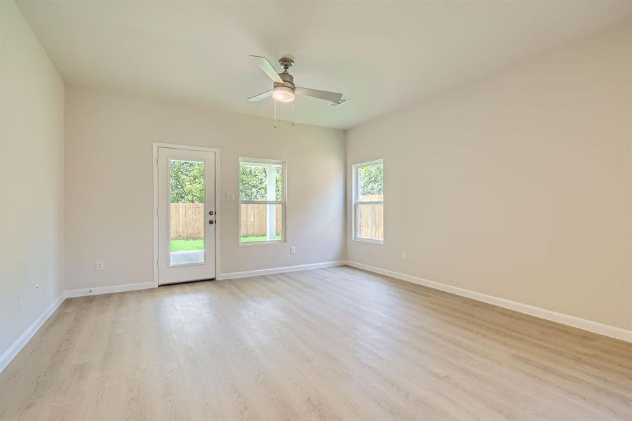 Spacious, unfurnished interior of a new home in Sperling Farms, Ferris (Image 24). Spacious, unfurnished interior of a new home in Sperling Farms, Ferris (Image 24).