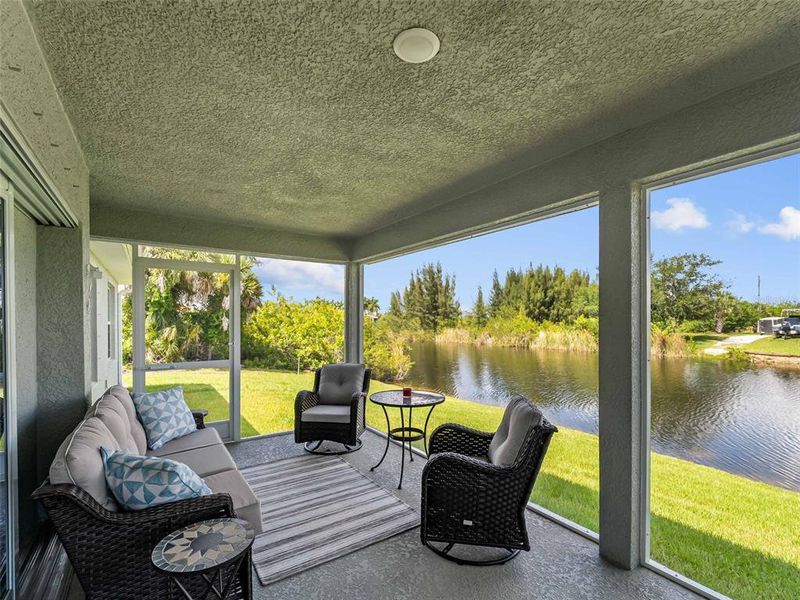 Exterior details and patio area of a home in Port Charlotte, Port Charlotte (Image 45).